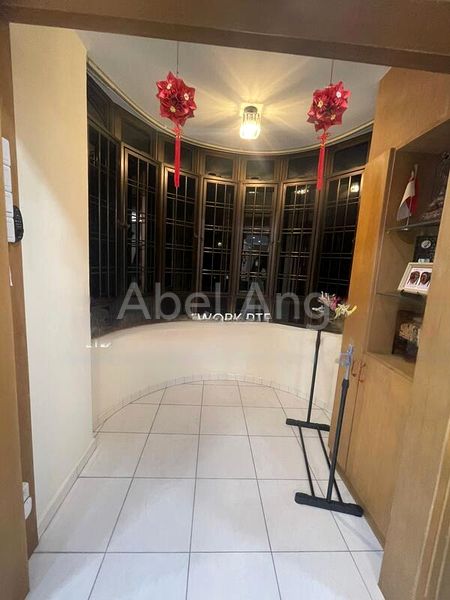 Executive HDB for Sale in  692 Jurong West Central 1 - Image 5